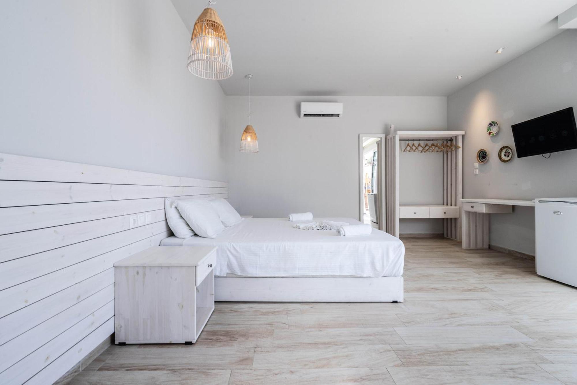 Raffaello Beach Faliraki Bilik gambar